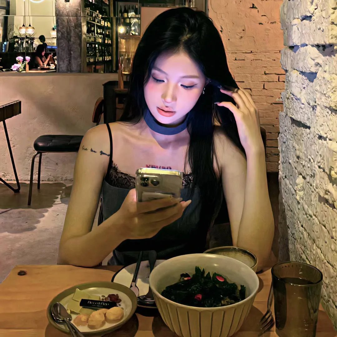 明天、我会成为谁的女友